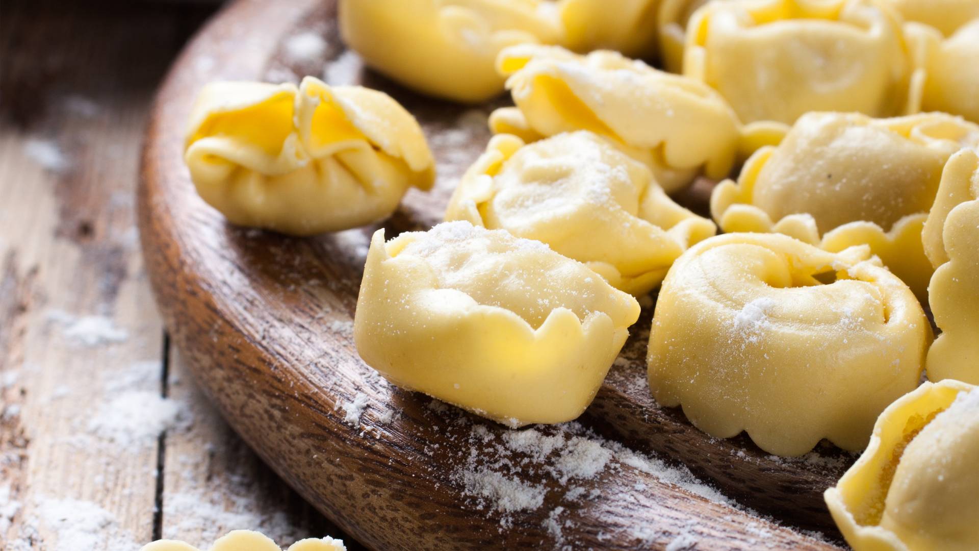 homemade-raw-italian-tortellini